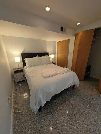 Apartment Comfortable Living, Within Reach! Oak Park